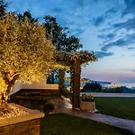 Sunset Pool & * Zgornje Skofije