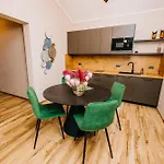 Sunset Pool & * Zgornje Skofije