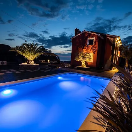Séjour chez l'habitant Sunset Pool &