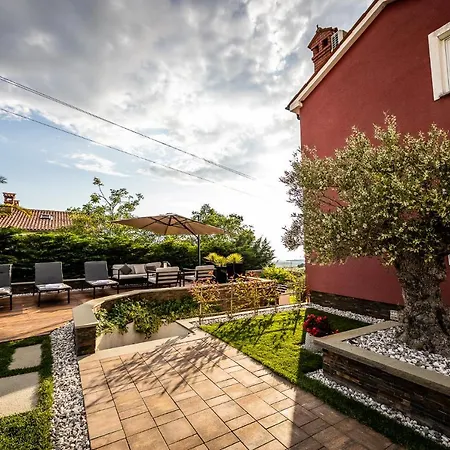 Sunset Pool&spa Alloggio in famiglia