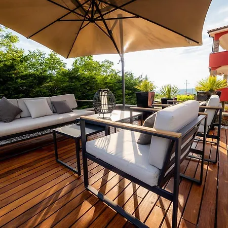 Sunset Pool & Zgornje Skofije