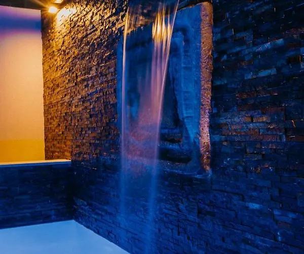 Sunset Pool & * Zgornje Skofije