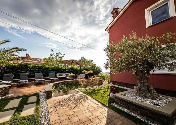 Sunset Pool & Homestay szállás