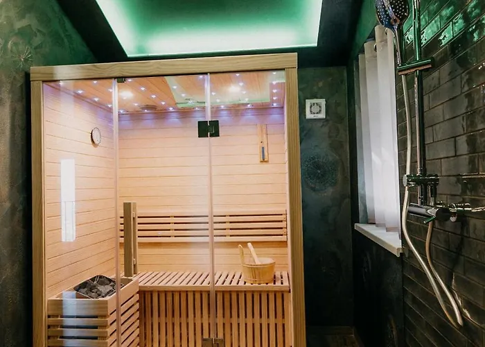 Sunset Pool & Zgornje Skofije